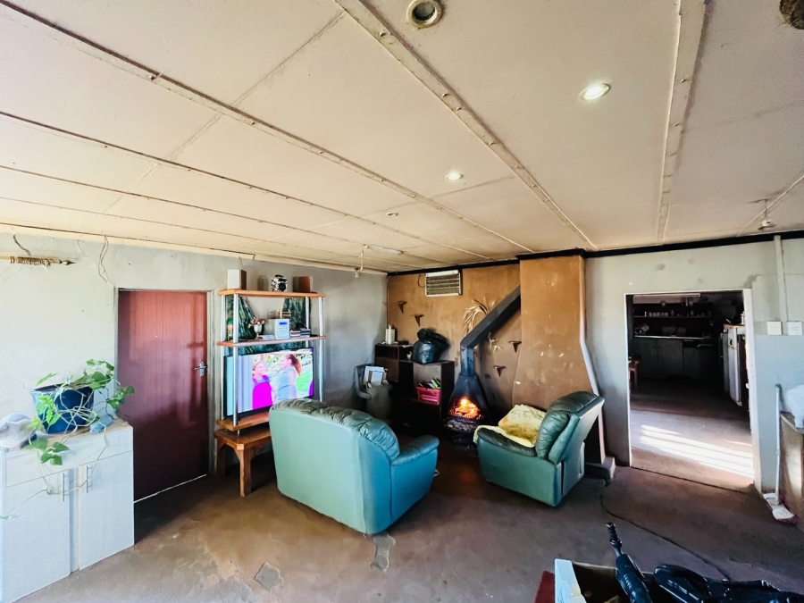 4 Bedroom Property for Sale in Roodewal Free State